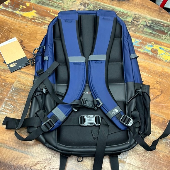 NWT North Face Borealis Backpack - Picture 5 of 10